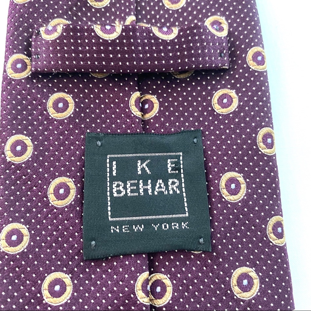 SOLD! 💚Ike Behar Silk Tie - Picture 5 of 6